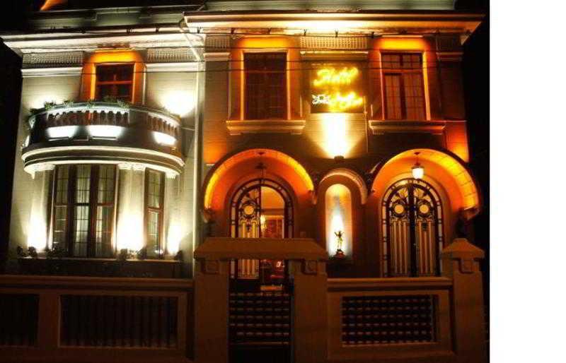 Hotel Angelo D'Oro Πλοέστι Εξωτερικό φωτογραφία