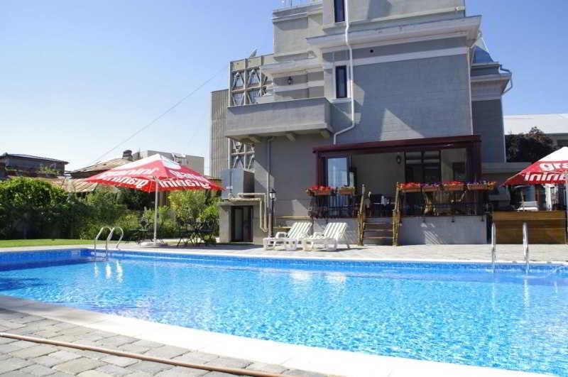 Hotel Angelo D'Oro Πλοέστι Εξωτερικό φωτογραφία