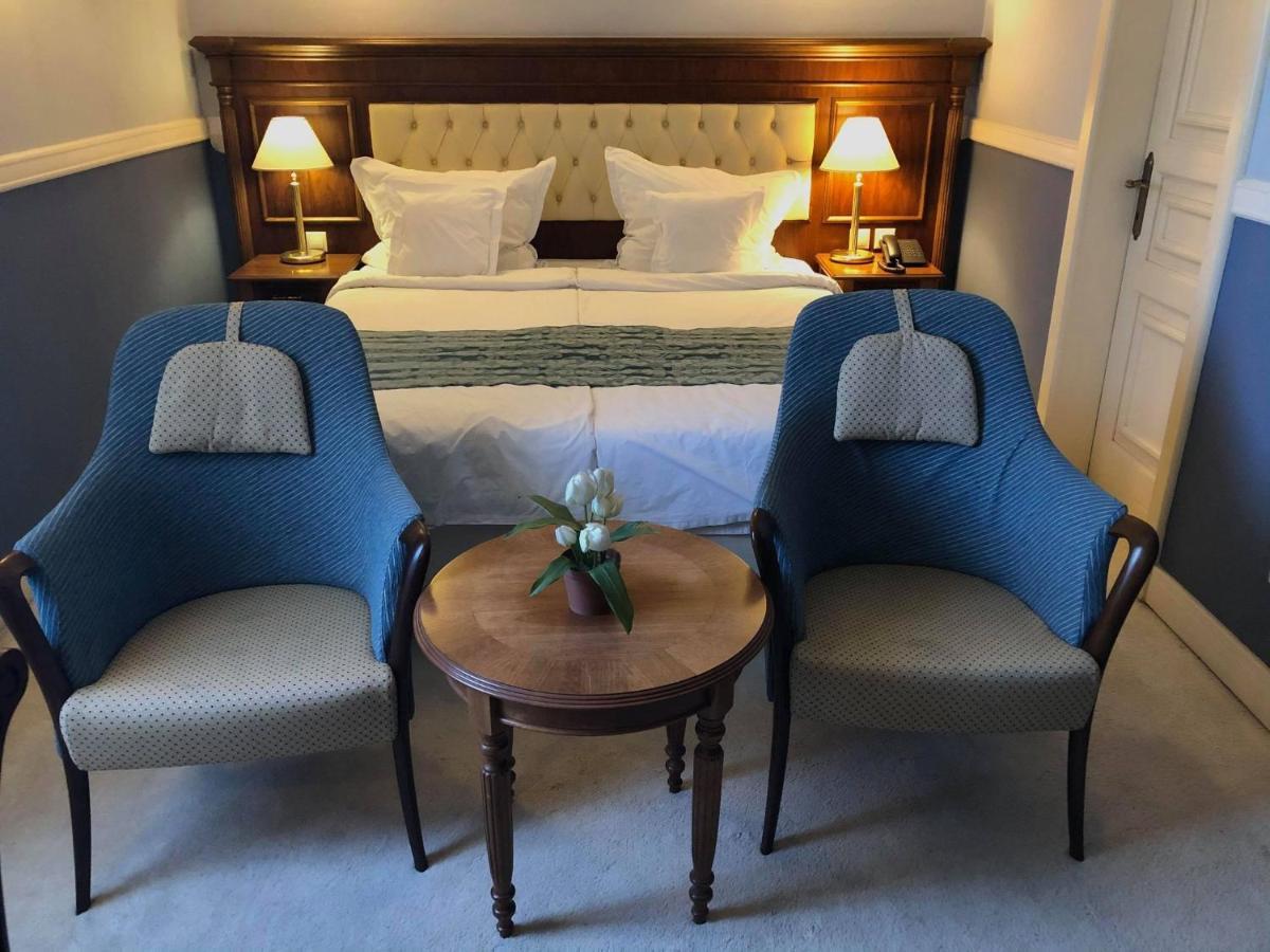 Hotel Angelo D'Oro Πλοέστι Εξωτερικό φωτογραφία