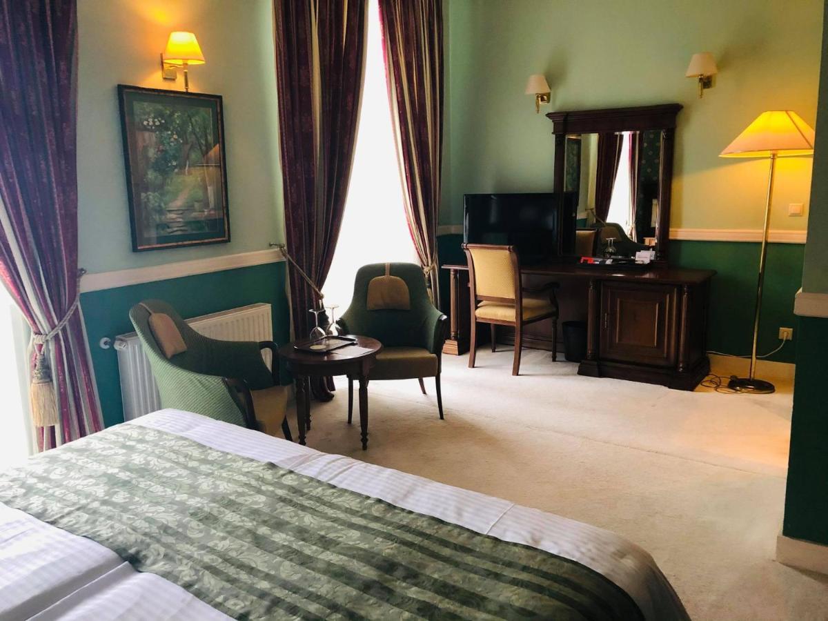 Hotel Angelo D'Oro Πλοέστι Εξωτερικό φωτογραφία