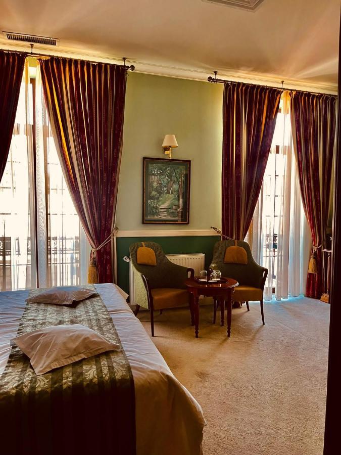 Hotel Angelo D'Oro Πλοέστι Εξωτερικό φωτογραφία